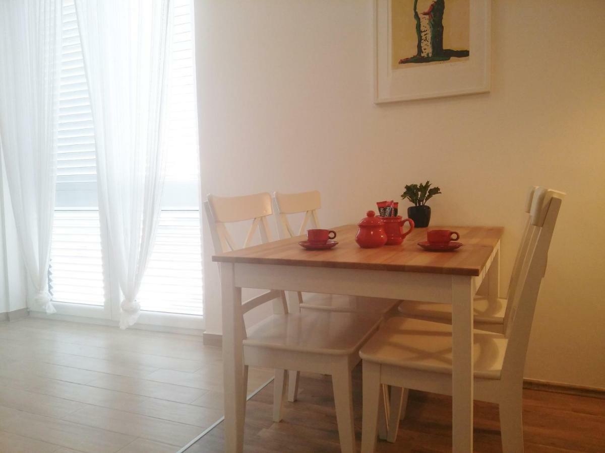 Rosa Apartment *