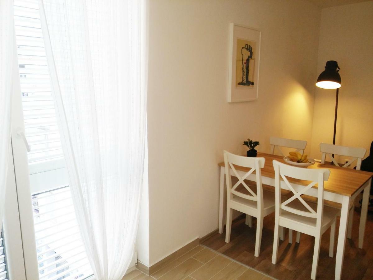 Rosa Apartment *